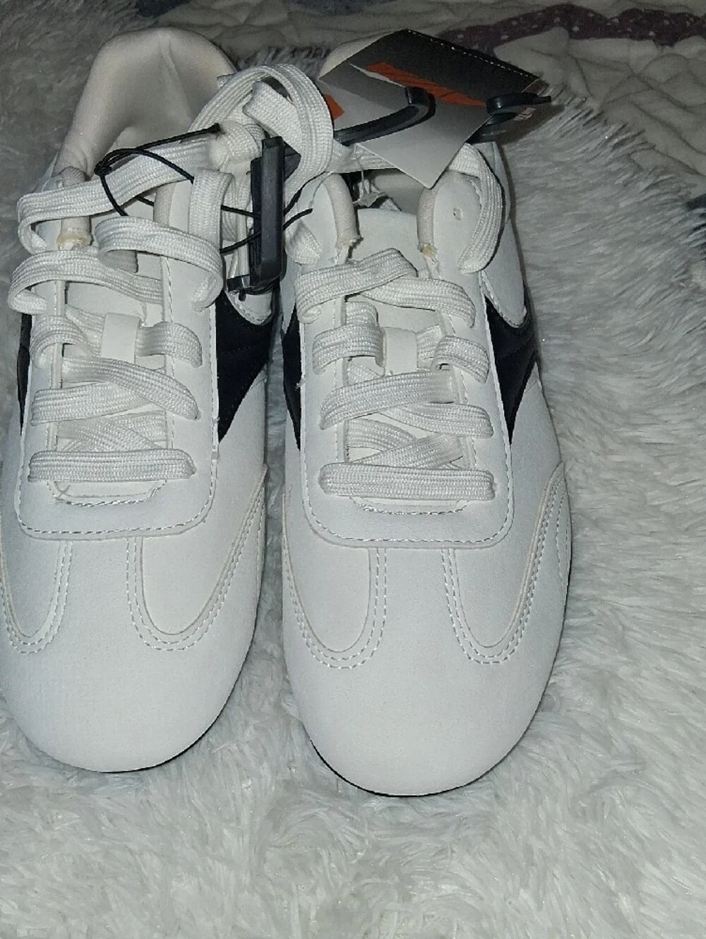 Avia White Sneakers with Black Accents - Lace-Up
